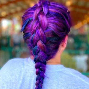 Meet your Posher, Carolyn